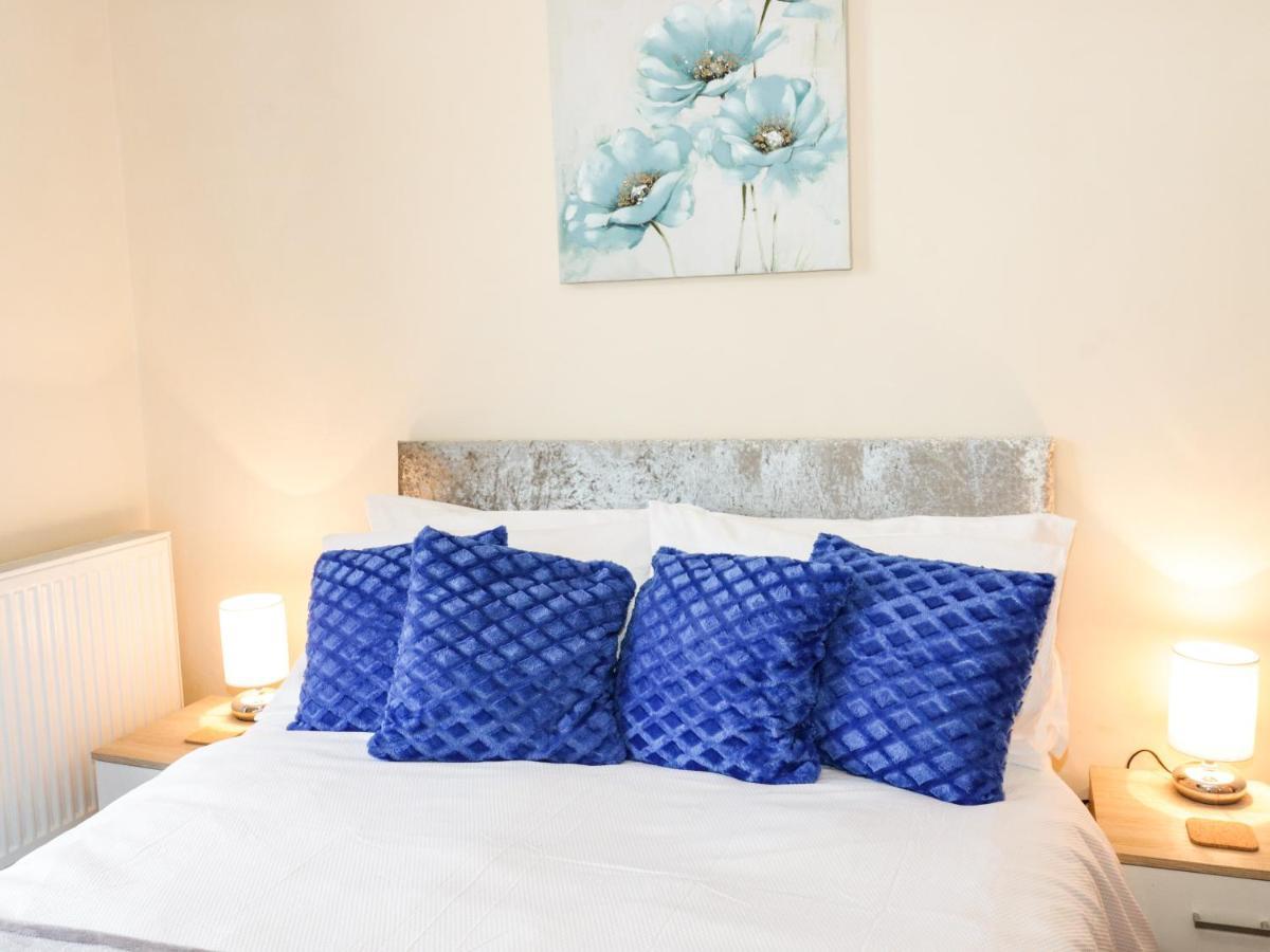 Llys Madoc, Basement Apartment Penmaen-mawr 外观 照片